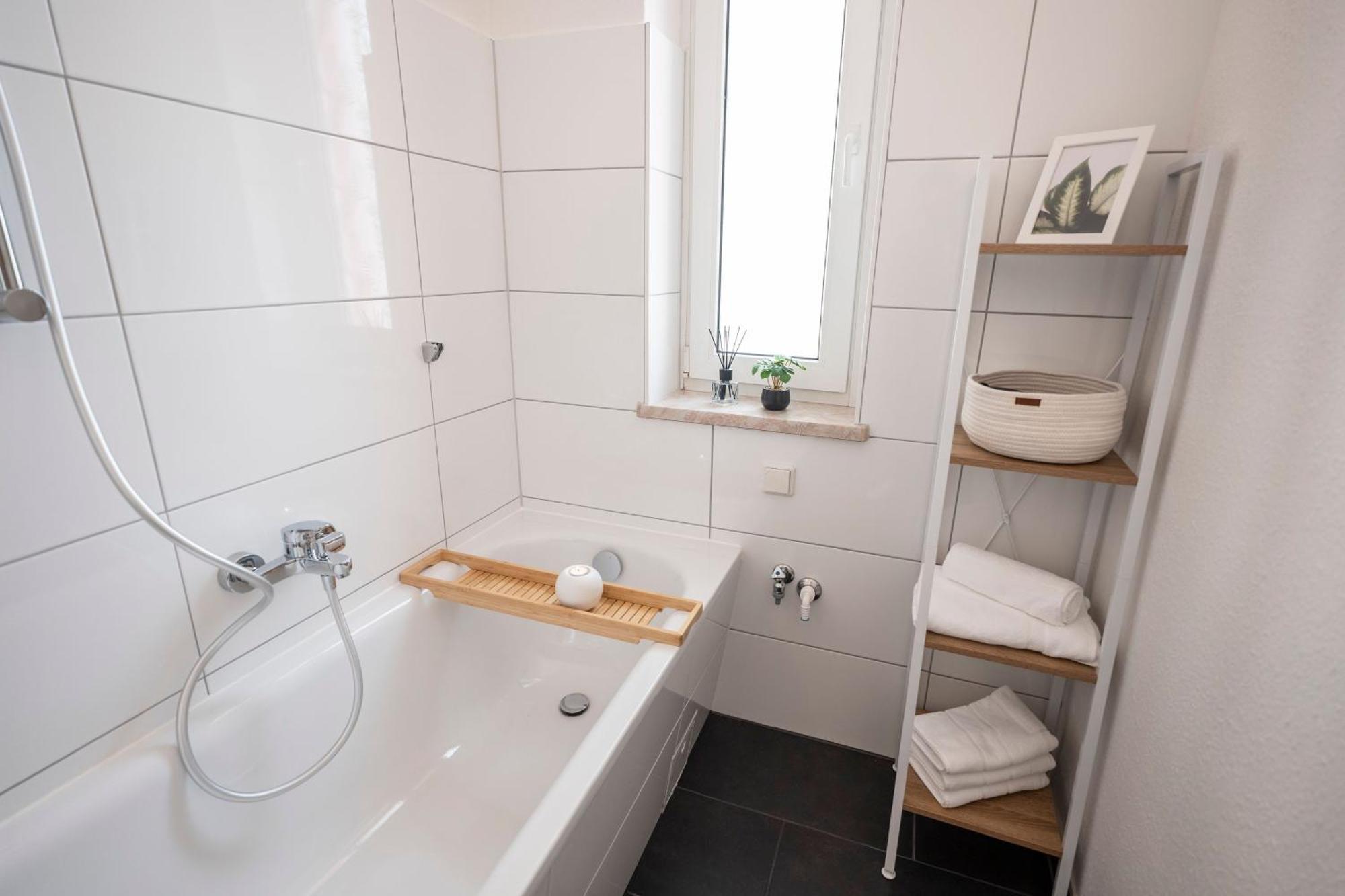 Loh9 - Das Apartment Im Citycenter - Parkplatz - Wlan - Aufzug Chemnitz Ngoại thất bức ảnh